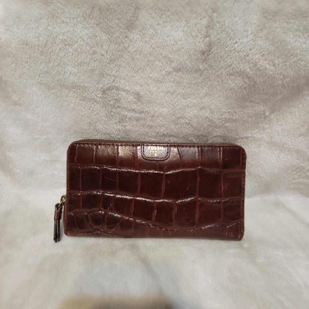 Fossil Dark Brown Croc-Embossed Wallet